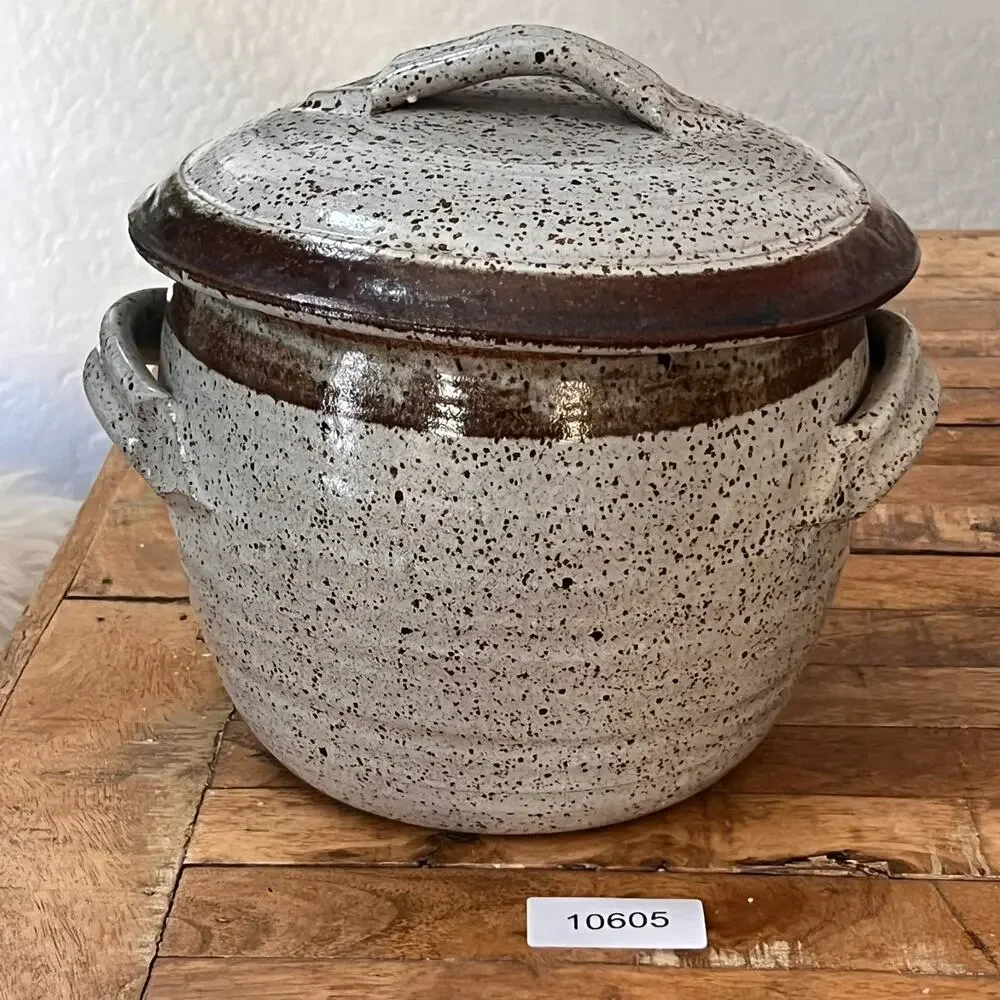 Stoneware Pottery Funnel Steamer Bundt Cake Bakeware Lidded & Handles